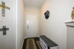 7542 Clayton Ave, Coopersburg Boro, PA 18036 - Photo 2