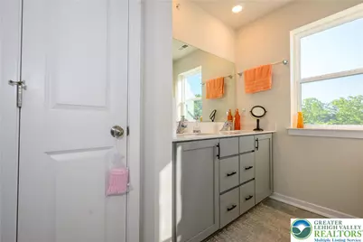 7542 Clayton Avenue, Coopersburg Boro, PA 18036 - Photo 20