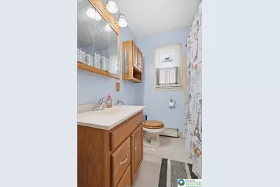 939 E Lynnwood Street, Salisbury Township, PA 18103 - Photo 24
