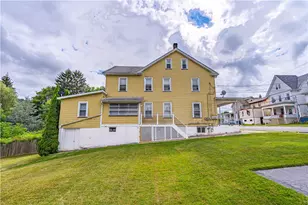 512 South St, Jim Thorpe, PA 18229 - Photo 2