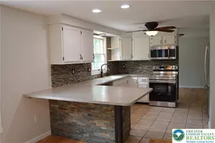 100 Rose Ct, Glendon Boro, PA 18042 - Photo 8