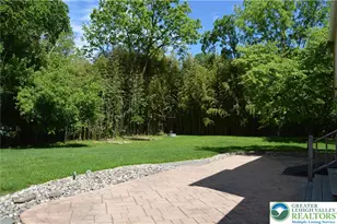 100 Rose Ct, Glendon Boro, PA 18042 - Photo 4