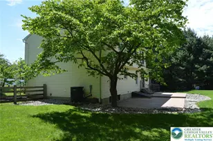100 Rose Ct, Glendon Boro, PA 18042 - Photo 28