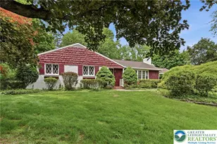 148 Wharton Ln, Bethlehem City, PA 18017 - Photo 1