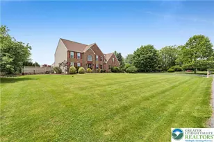 3830 McIntosh Dr, North Whitehall Township, PA 18069 - Photo 2