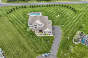 403 Corey Ct, Upper Nazareth Twp, PA 18064 - Photo 10