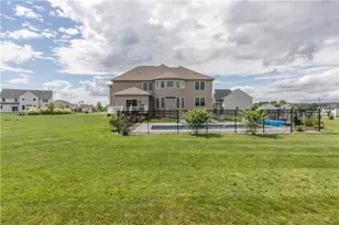 403 Corey Ct, Upper Nazareth Twp, PA 18064 - Photo 6