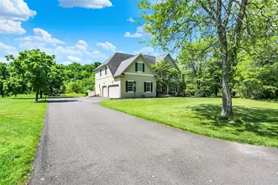 3805 Buck Hill Circle, Lowhill Township, PA 18078 - Photo 18