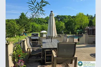 3805 Buck Hill Circle, Lowhill Township, PA 18078 - Photo 8