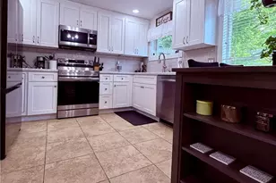 1275 W Macada Rd, Bethlehem City, PA 18017 - Photo 28