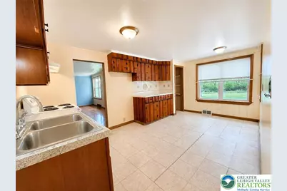 4995 Mountain Road, Slatington Boro, PA 18080 - Photo 8