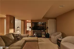 4826 Somerset Ln, Lower Macungie Township, PA 18062 - Photo 58