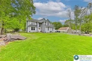 4608 W Pine Ridge Dr, Bushkill, PA 18324 - Photo 4