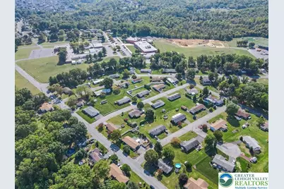 1077 Oakhurst Drive, Slatington Boro, PA 18080 - Photo 10