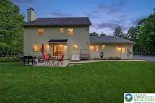 915 Mundy Ln, Chestnuthill Twp, PA 18330 - Photo 6