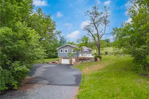 1040 Riverview Dr, Lehigh Township, PA 18088 - Photo 54