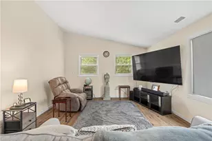 1040 Riverview Dr, Lehigh Township, PA 18088 - Photo 20