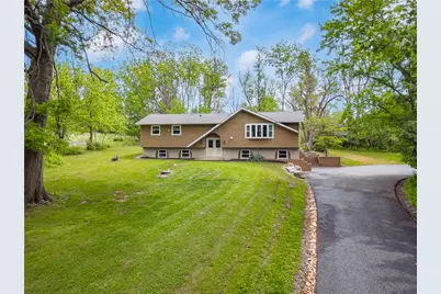 1040 Riverview Drive, Lehigh Township, PA 18088 - Photo 6