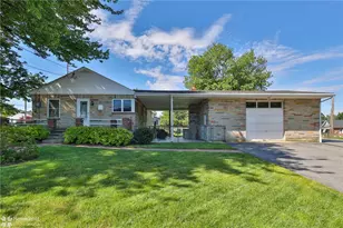 1205 Pennsylvania Ave, Emmaus Boro, PA 18049 - Photo 2