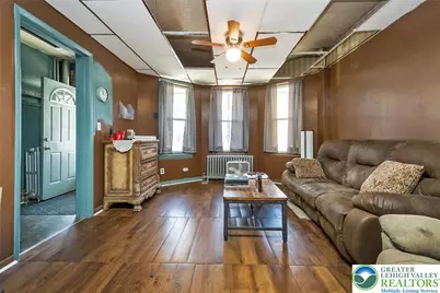 235 W Nesquehoning Street, Easton, PA 18042 - Photo 4
