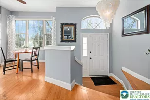 4079 Waterford Dr, Upper Saucon Township, PA 18034 - Photo 2