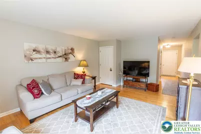 4227 Bedford Drive, Bethlehem Township, PA 18020 - Photo 6