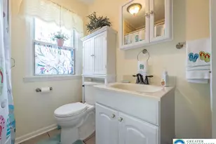 522 E Main St, Bath Boro, PA 18014 - Photo 8