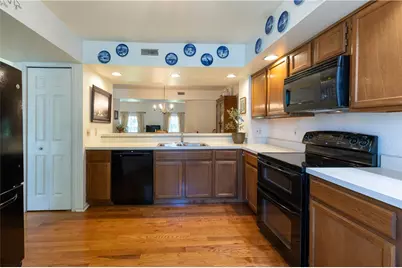 122 Founders Court, Bethlehem Township, PA 18020 - Photo 8