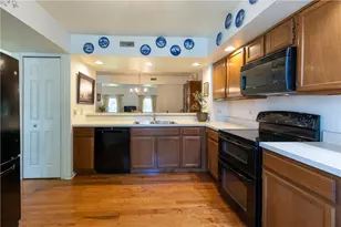 122 Founders Ct, Bethlehem Township, PA 18020 - Photo 8