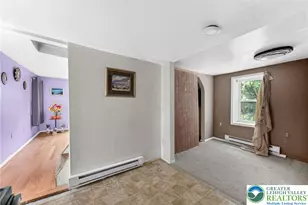 605 N 8th St, Pottsville, PA 17901 - Photo 6