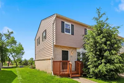 5612 Greens Drive, Lower Macungie Township, PA 18106 - Photo 2