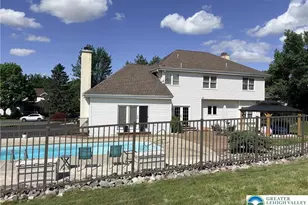 5526 Holiday Dr, Upper Macungie Township, PA 18104 - Photo 6