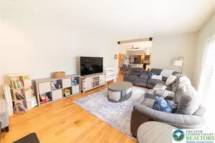 5526 Holiday Dr, Upper Macungie Township, PA 18104 - Photo 32