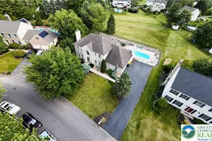 5526 Holiday Dr, Upper Macungie Township, PA 18104 - Photo 10