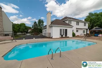 5526 Holiday Drive, Upper Macungie Township, PA 18104 - Photo 14