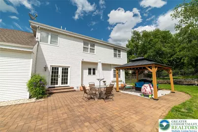 5526 Holiday Drive, Upper Macungie Township, PA 18104 - Photo 16