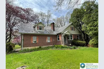 153 Moorestown Drive, Moore Township, PA 18014 - Photo 2