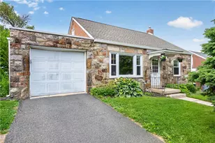 23 Harrison St, Emmaus Boro, PA 18049 - Photo 1