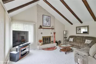 573 Longacre Dr, Lehigh Township, PA 18035 - Photo 4