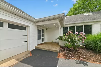 614 Glenwood Street, Emmaus Boro, PA 18049 - Photo 2