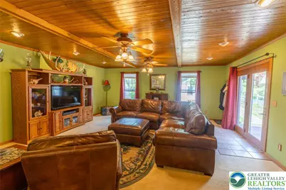 1490 S Delaware Drive, Easton, PA 18042 - Photo 6