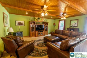 1490 S Delaware Dr, Easton, PA 18042 - Photo 8