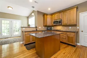 2549 Chandlee Ct, Macungie Boro, PA 18062 - Photo 14