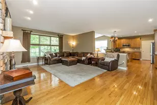 2549 Chandlee Ct, Macungie Boro, PA 18062 - Photo 8