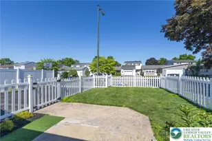 80 Covington Pl, Catasauqua Boro, PA 18032 - Photo 4