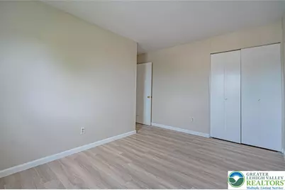 5650 Greens Drive, Lower Macungie Township, PA 18106 - Photo 16