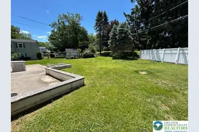 2065 Hopewell Road, Bethlehem City, PA 18017 - Photo 16