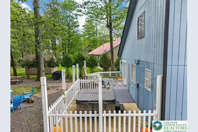 3335 Woodland Drive, Tobyhanna, PA 18466 - Photo 4