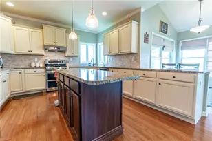 2140 Eagles Landing Dr, Upper Nazareth Twp, PA 18064 - Photo 18