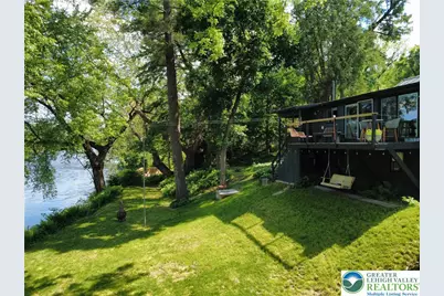 1855 S Delaware Drive, Williams Township, PA 18042 - Photo 2